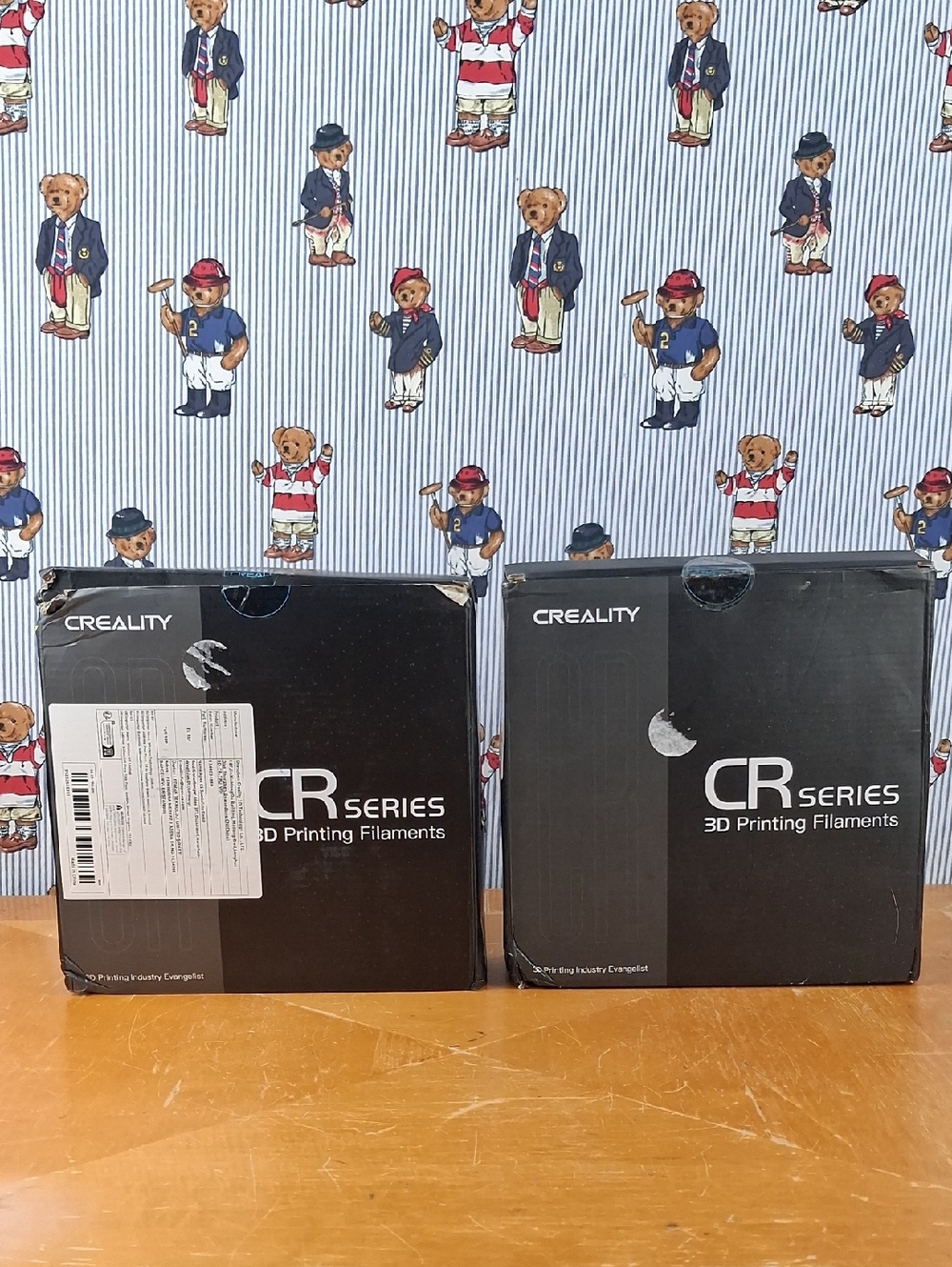 New In Box Creality CR Series 3D Printing Filamet Red & White 1.75 Mm 1.0. Kg